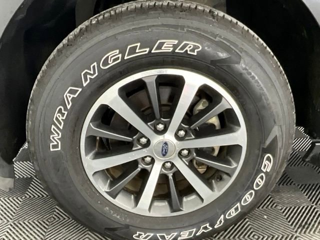 Used 2019 Ford Expedition Max XLT image 30