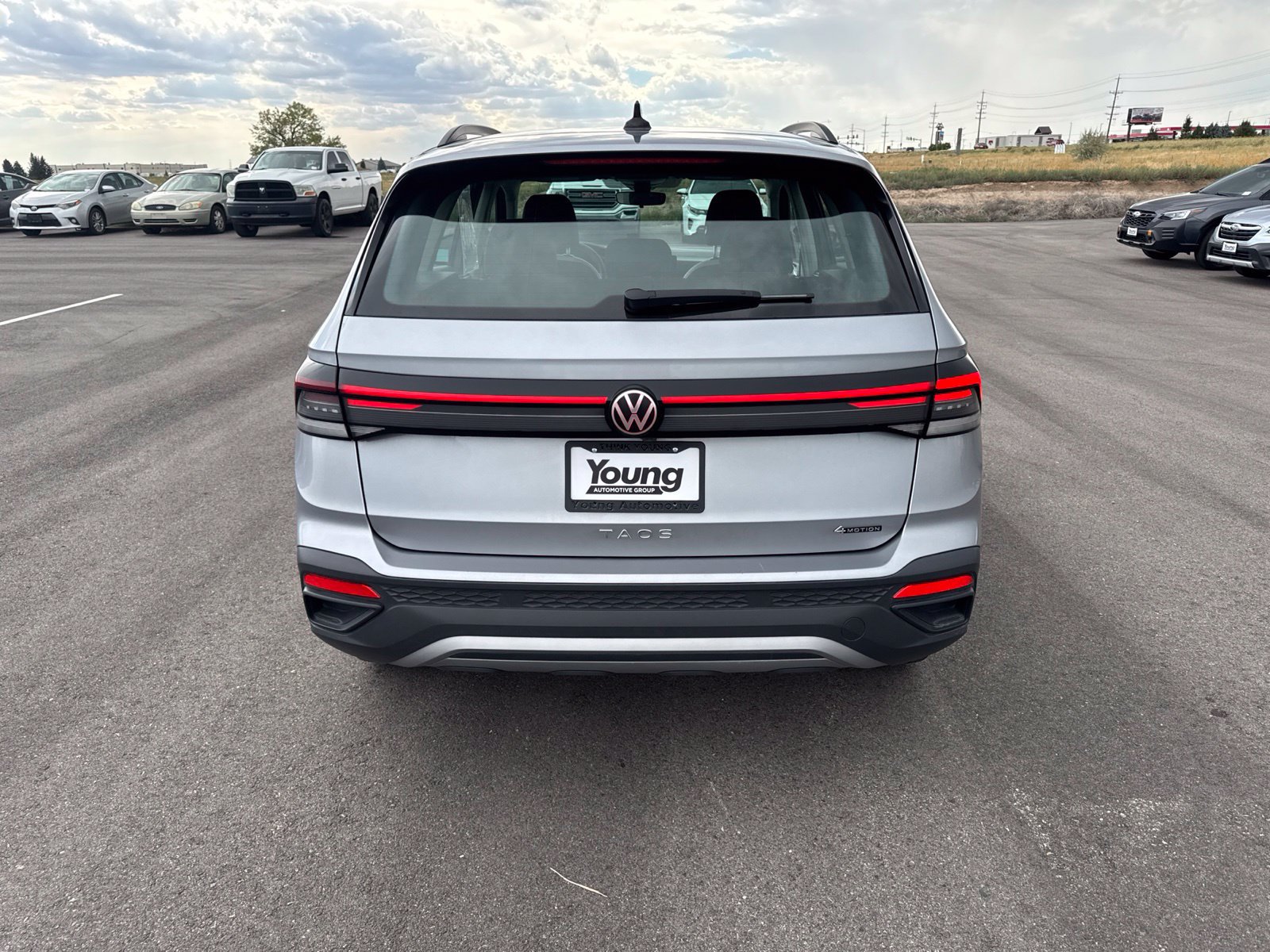 Used 2025 Volkswagen Taos S AWD/4WD image 6