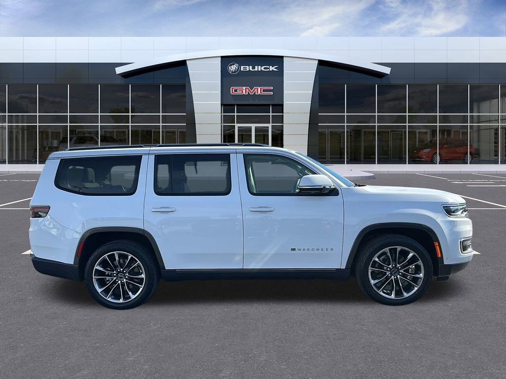 Used 2022 Jeep Wagoneer Series III w/ Premium Group I image 6