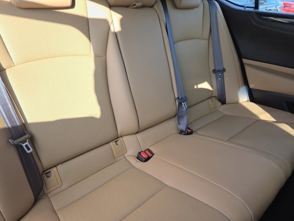 Used 2020 Lexus ES 300h w/ Premium Package image 32