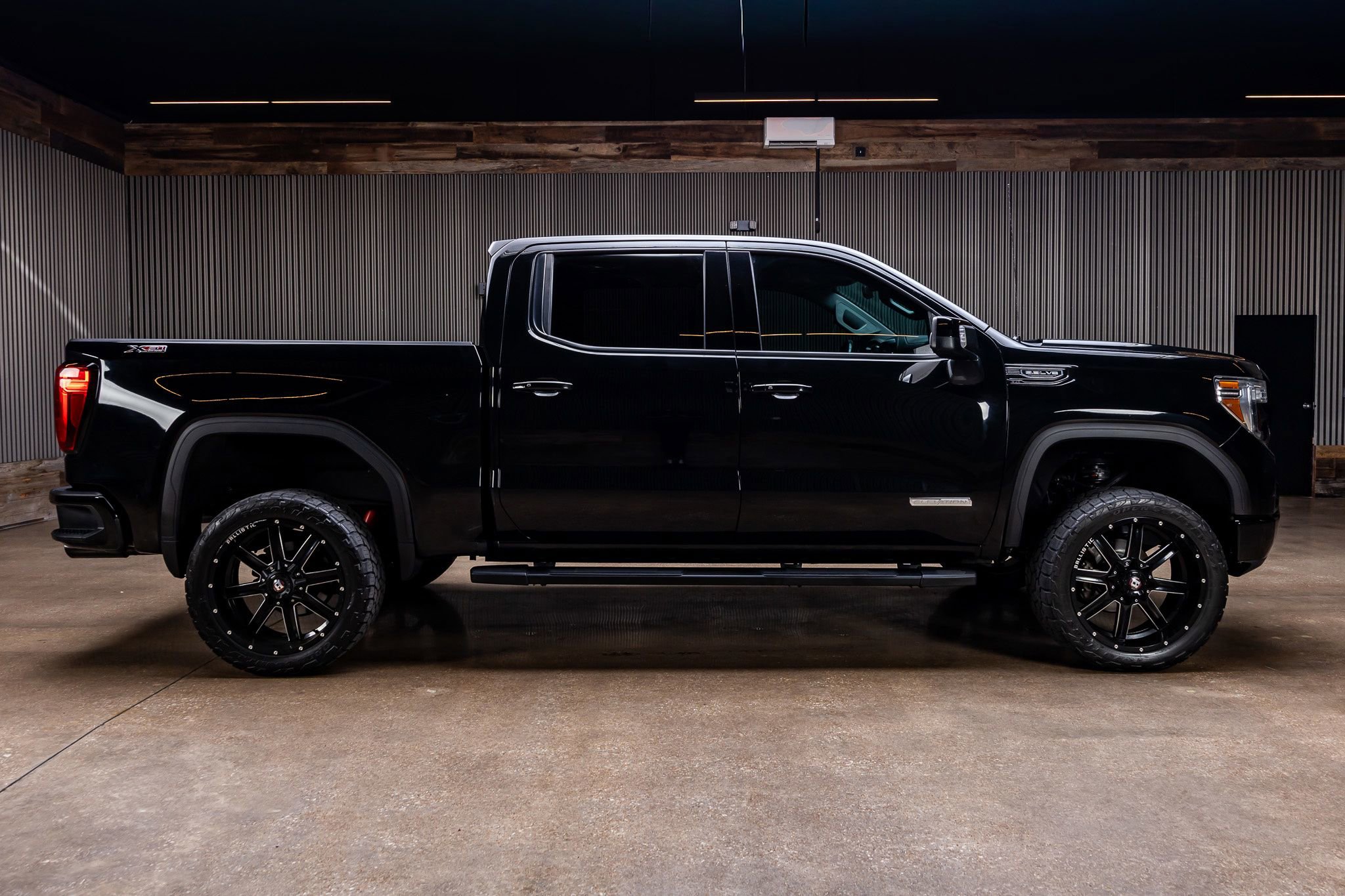 Used 2021 GMC Sierra 1500 Elevation AWD/4WD image 10
