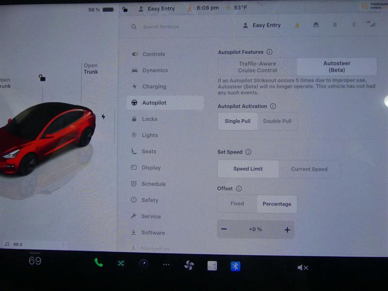 Used 2023 Tesla Model 3 Standard Range image 13