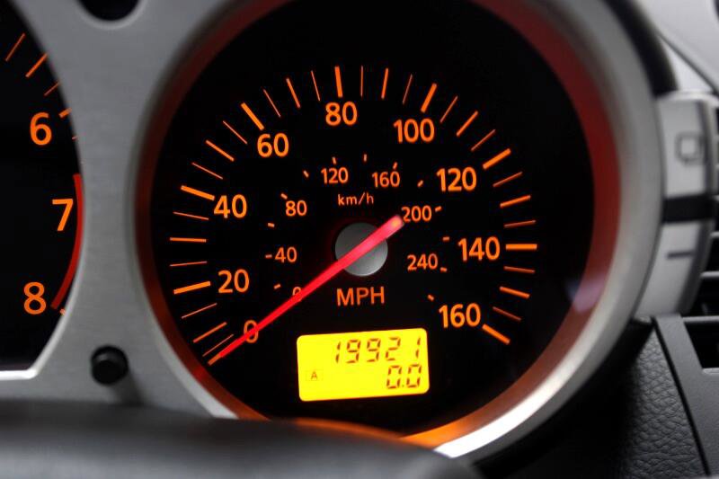 Used 2004 Nissan 350Z Touring w/ Cargo Convenience Pkg image 8