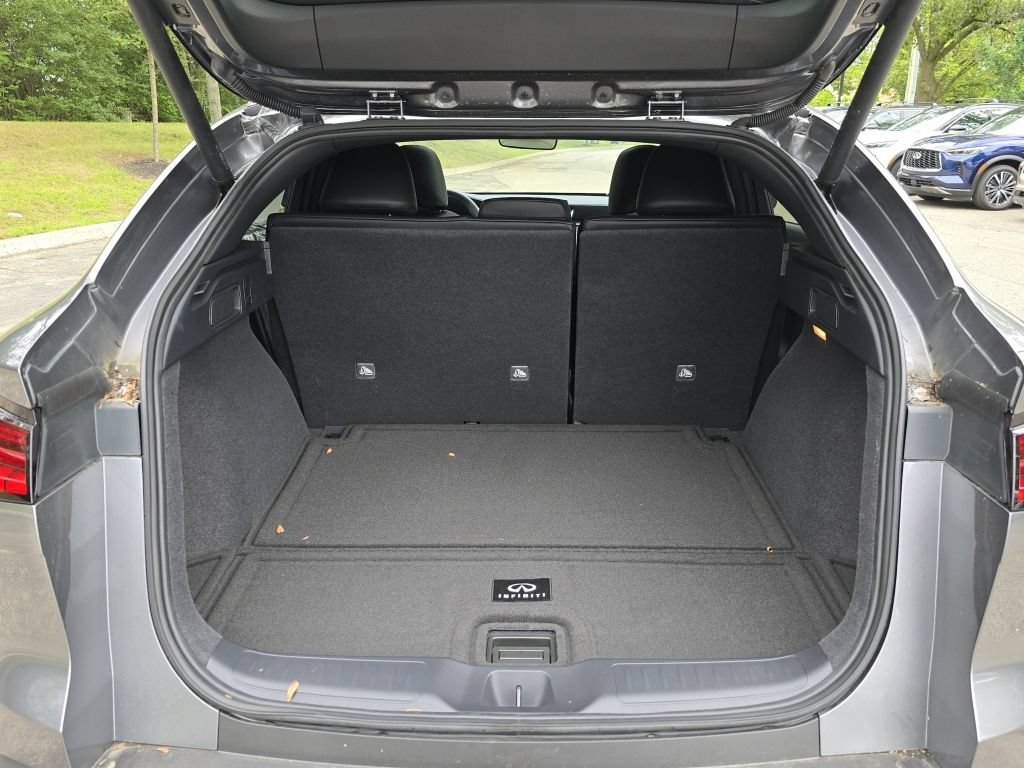 Certified 2025 INFINITI QX55 Luxe w/ Cargo Package AWD/4WD image 23