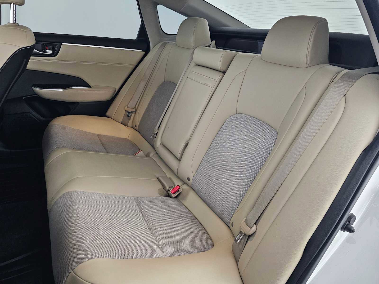 Used 2018 Honda Clarity Plug-In Hybrid image 17