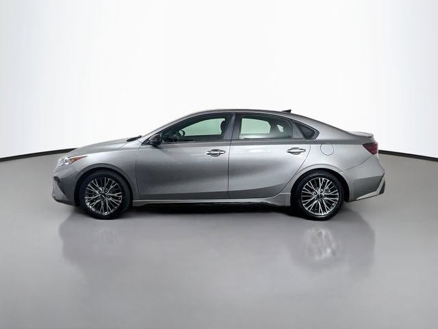 Used 2022 Kia Forte GT-Line w/ GT-Line Premium Package FWD image 6
