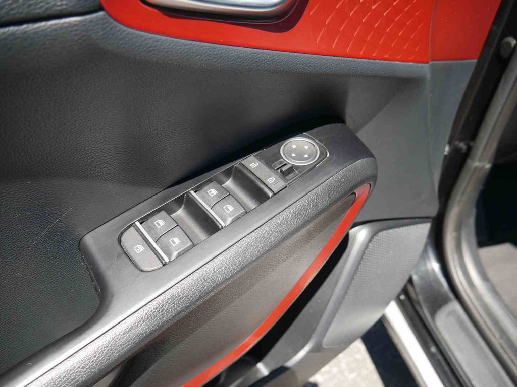 Used 2024 Kia Soul GT-Line FWD image 23