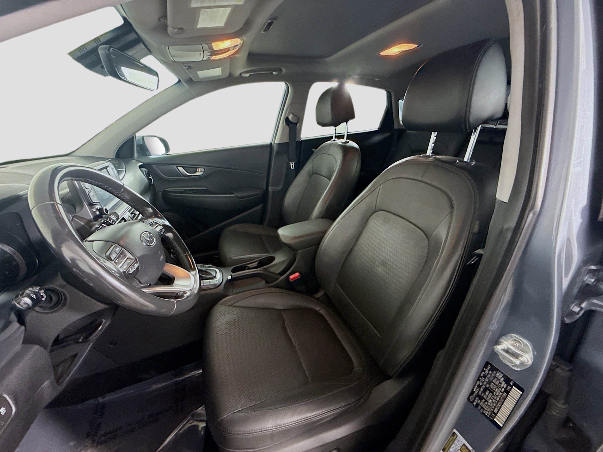 Used 2018 Hyundai Kona Limited image 22