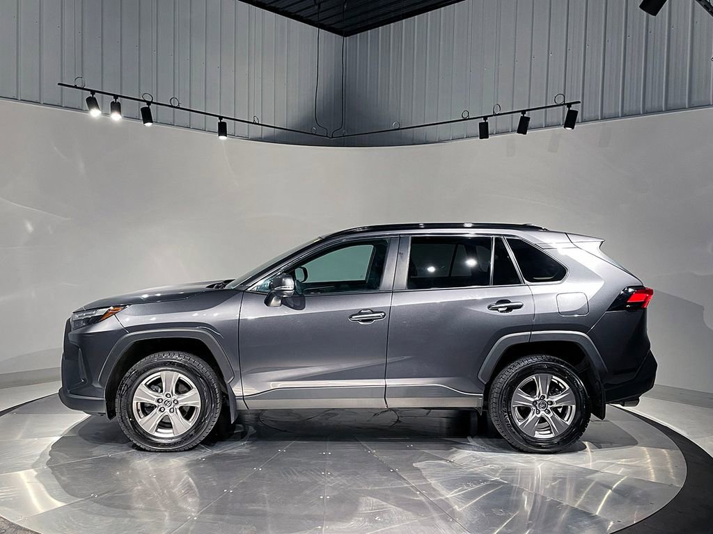 Used 2023 Toyota RAV4 XLE w/ Convenience Package AWD/4WD image 16