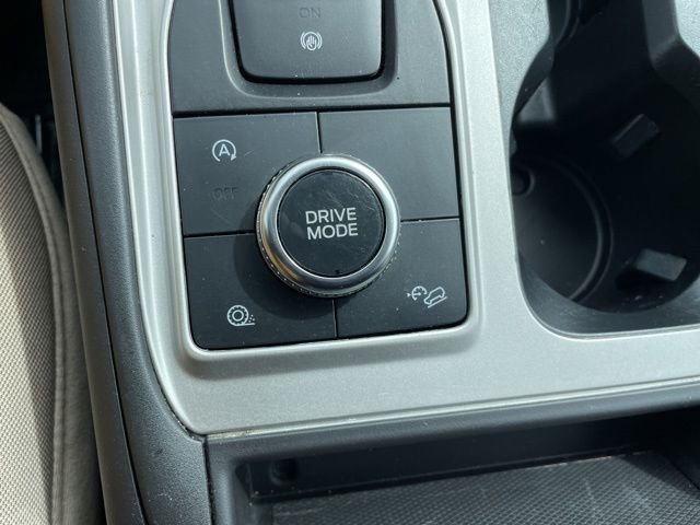 Used 2023 Ford Explorer XLT image 43