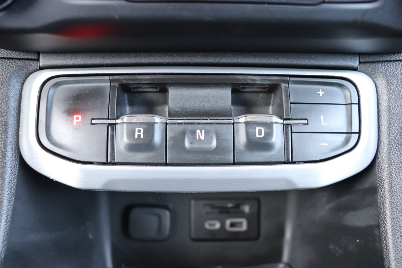 Used 2023 GMC Acadia SLT image 36