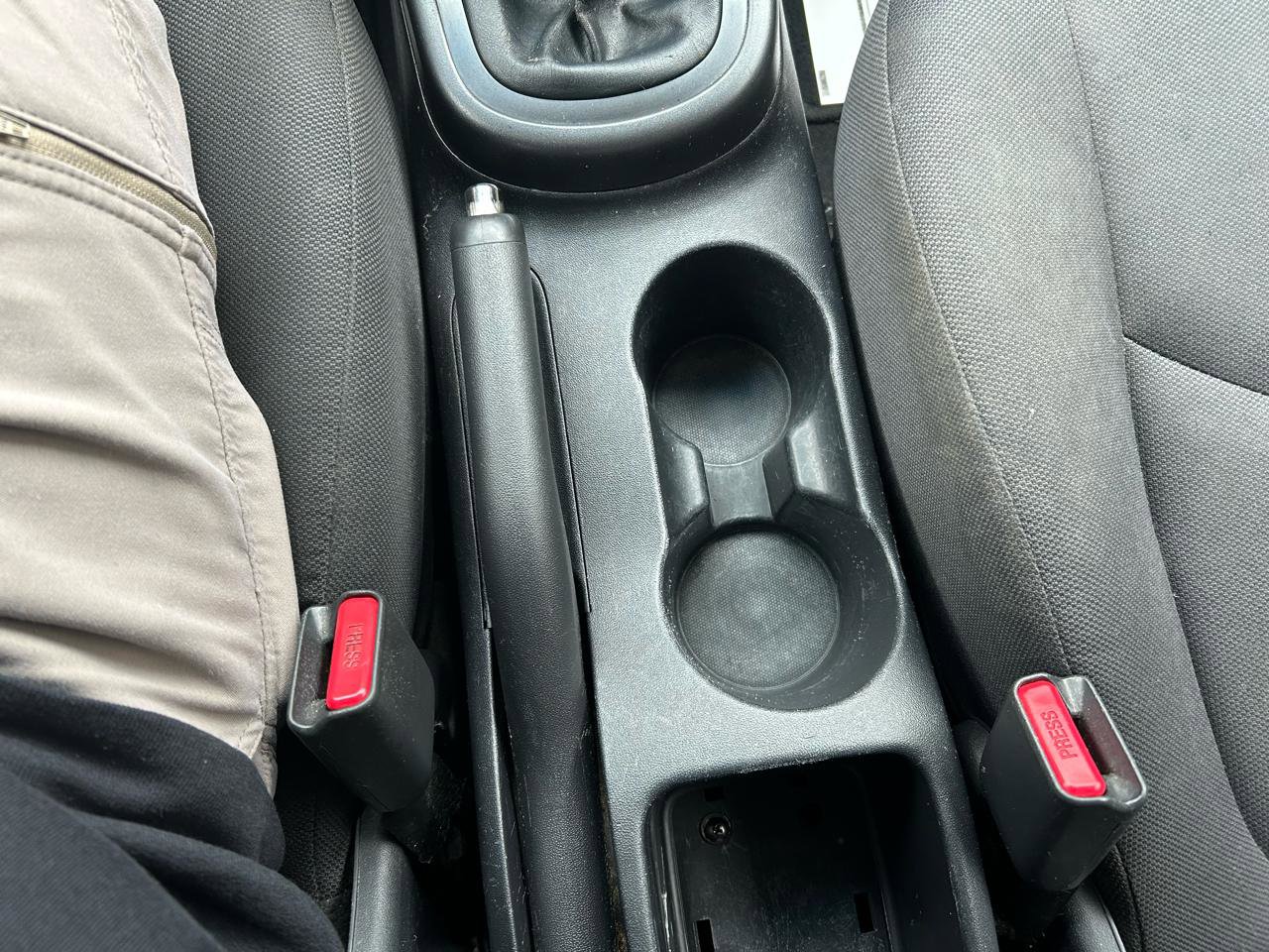 Used 2010 Kia Soul + FWD image 26