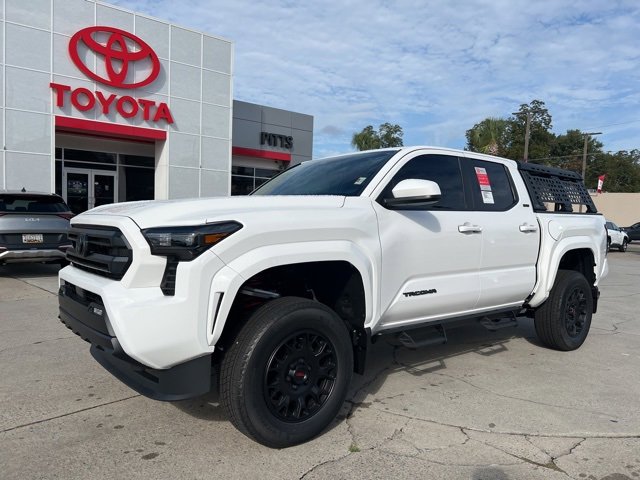 New 2025 Toyota Tacoma SR5