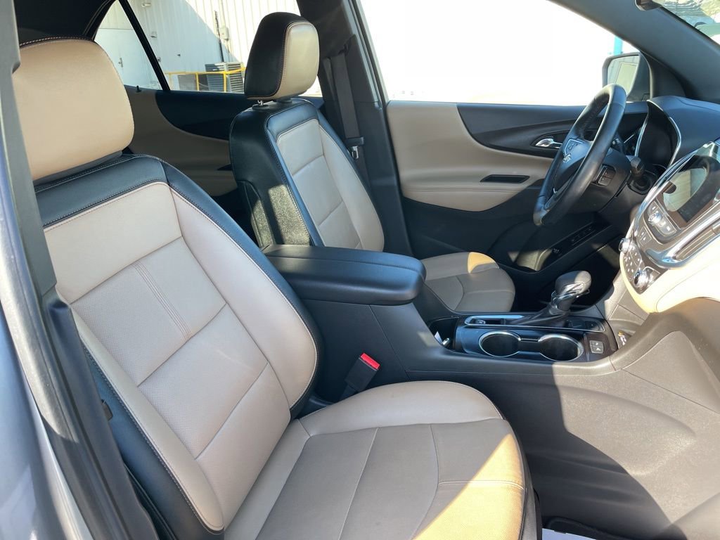 Used 2023 Chevrolet Equinox Premier image 21
