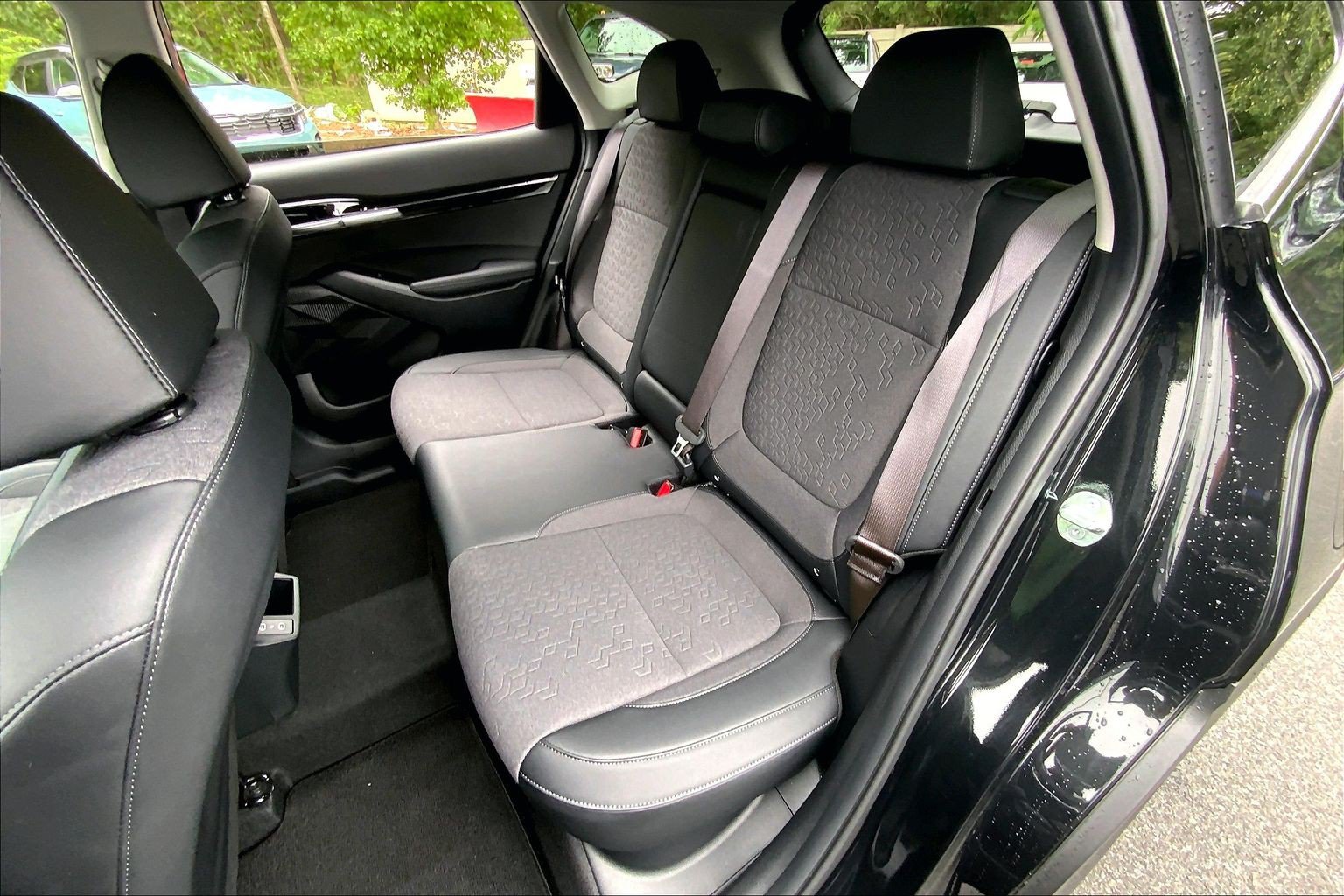 Used 2024 Kia Seltos S AWD/4WD image 28