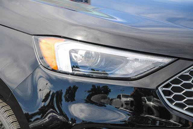 Used 2024 Ford Edge SEL image 8