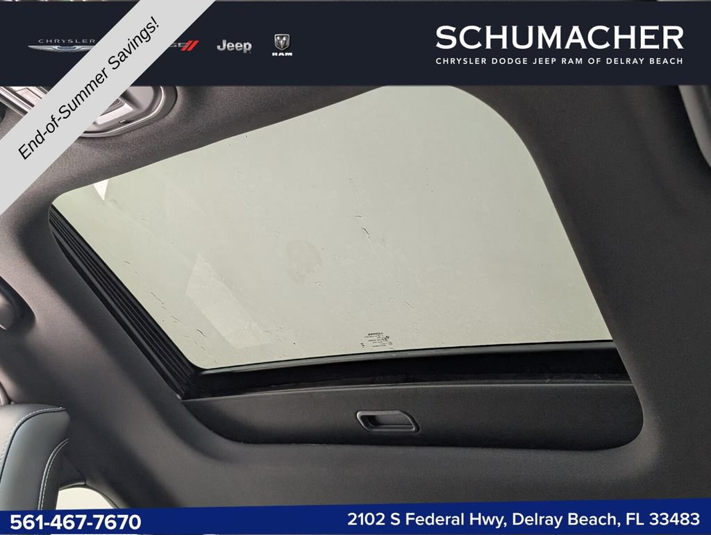 New 2025 Jeep Grand Cherokee L Altitude RWD image 11