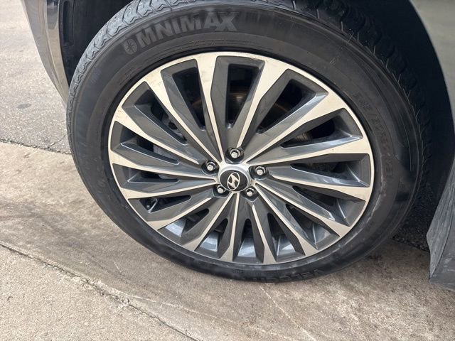 Used 2024 Hyundai Palisade Calligraphy image 11