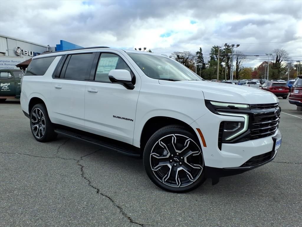 New 2026 Chevrolet Suburban RST image 2