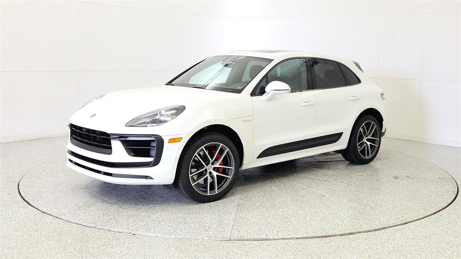 Used 2022 Porsche Macan S AWD/4WD image 3