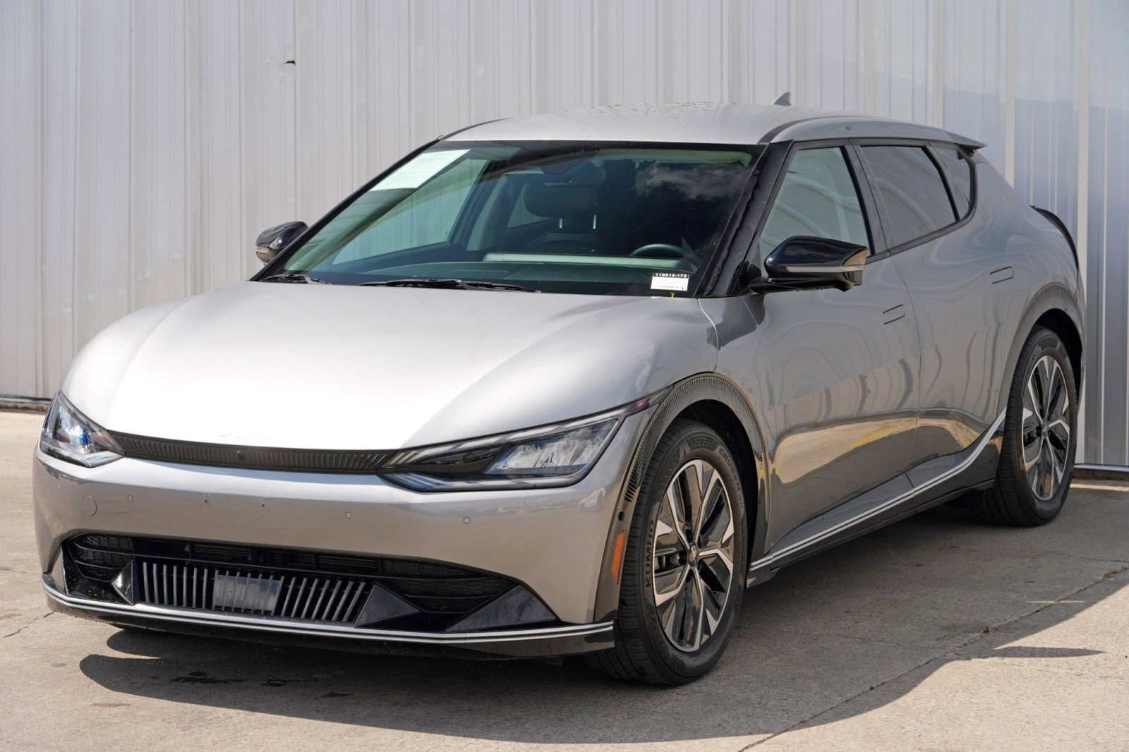 Used 2023 Kia EV6 Wind w/ Wind Technology Package AWD/4WD image 44