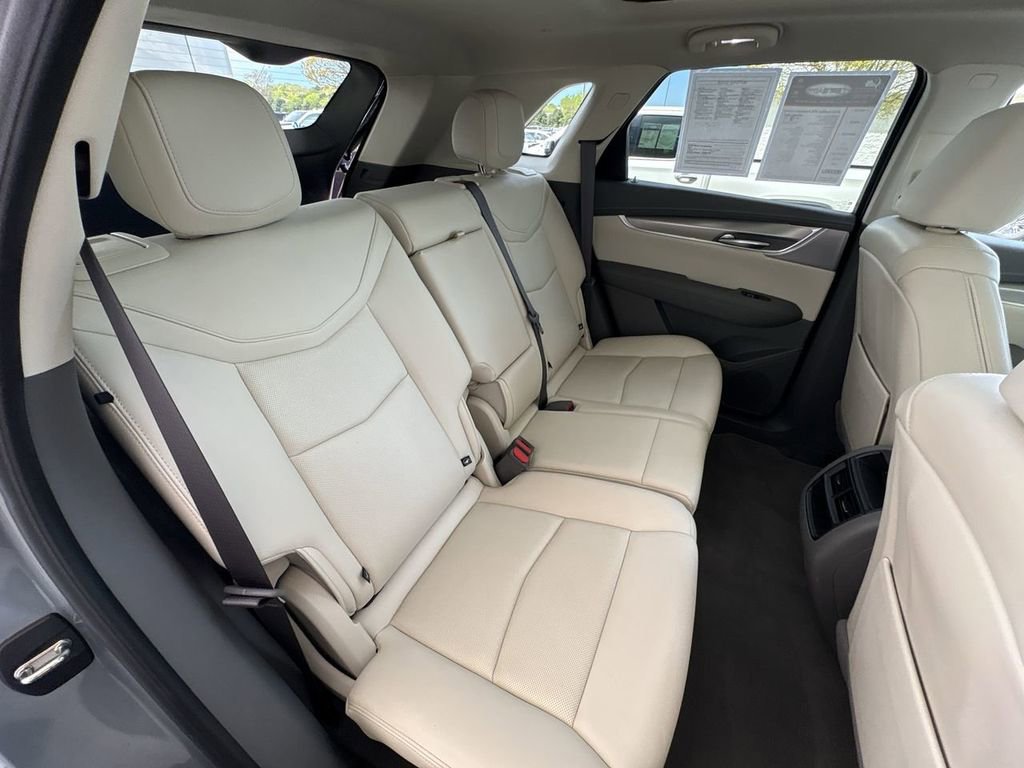 Certified 2023 Cadillac XT5 Premium Luxury image 28