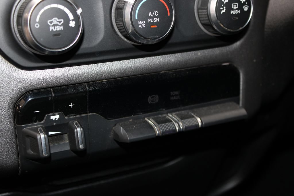 Used 2019 RAM 2500 Big Horn AWD/4WD image 44