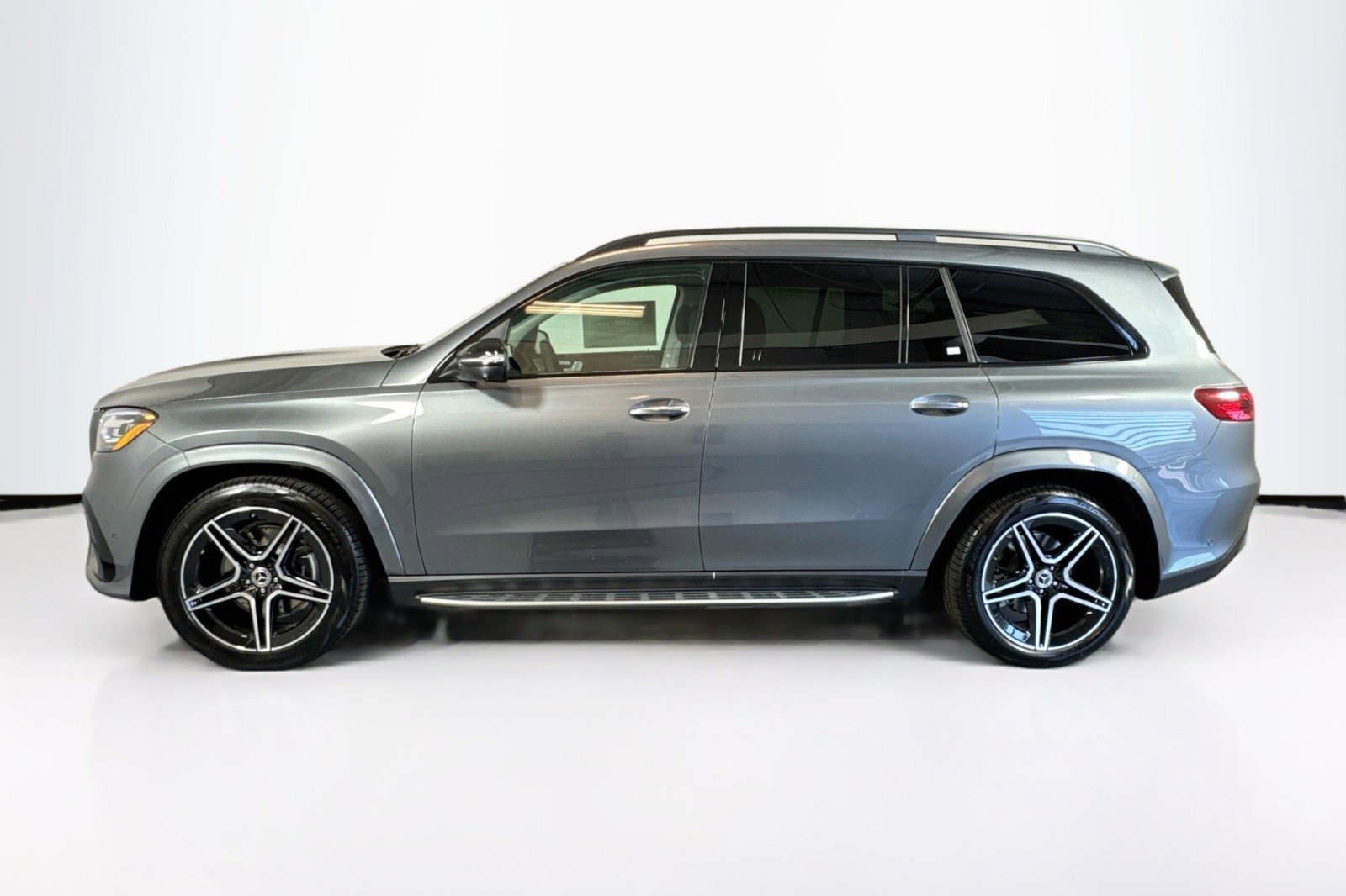 New 2026 Mercedes-Benz GLS 450 4MATIC image 8