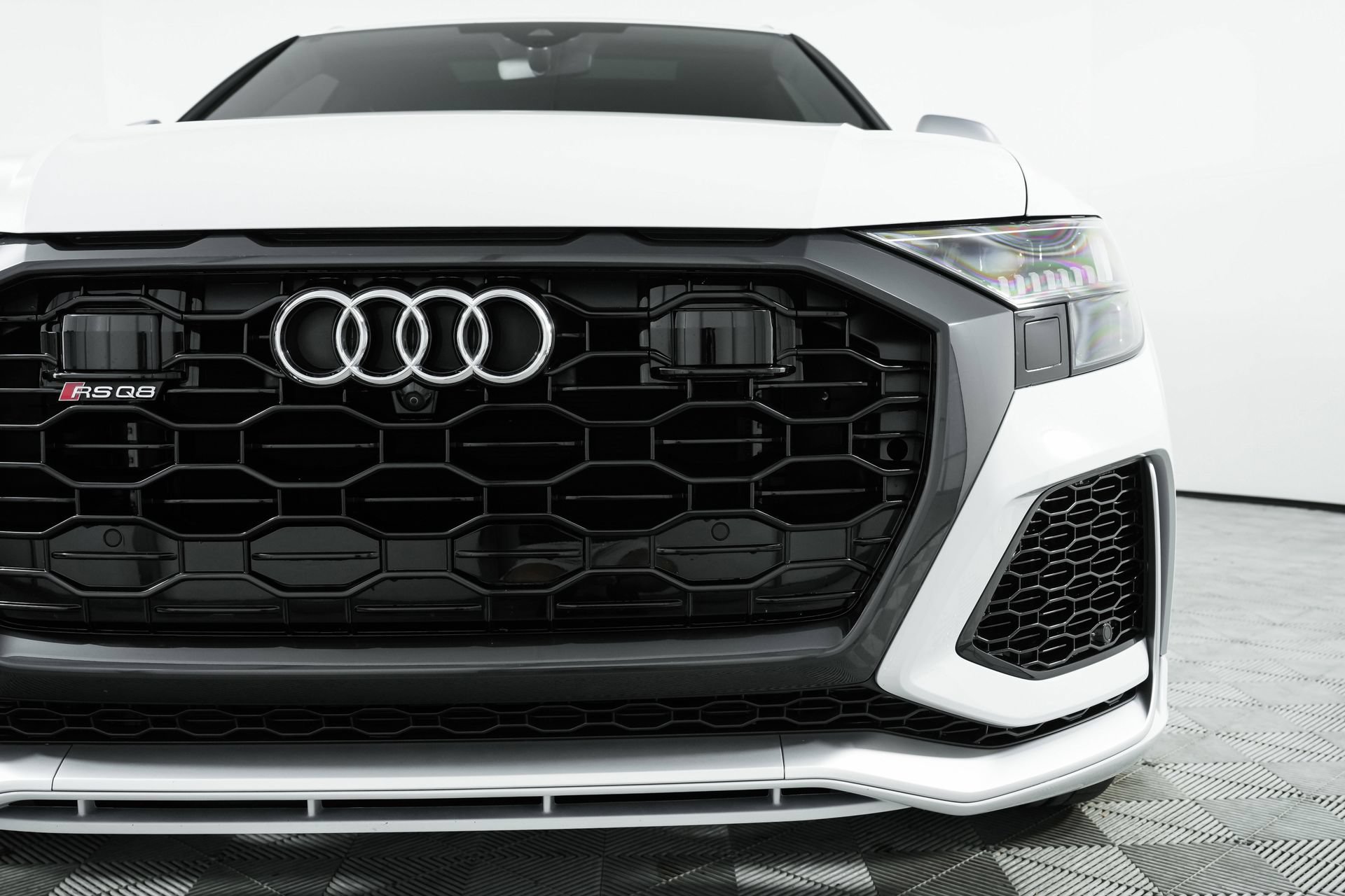 Used 2024 Audi RS Q8 AWD/4WD image 41