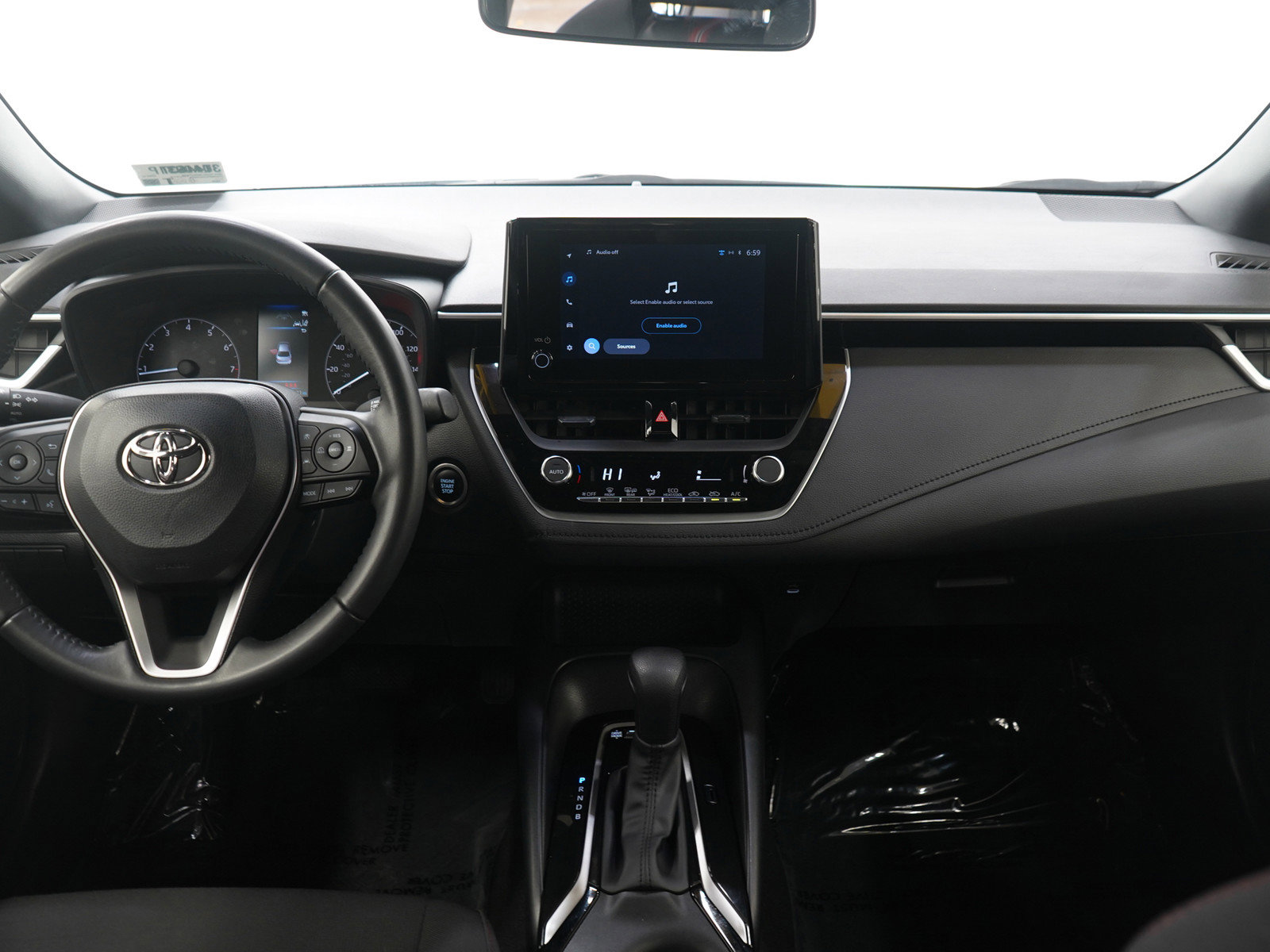 Used 2024 Toyota Corolla SE image 14