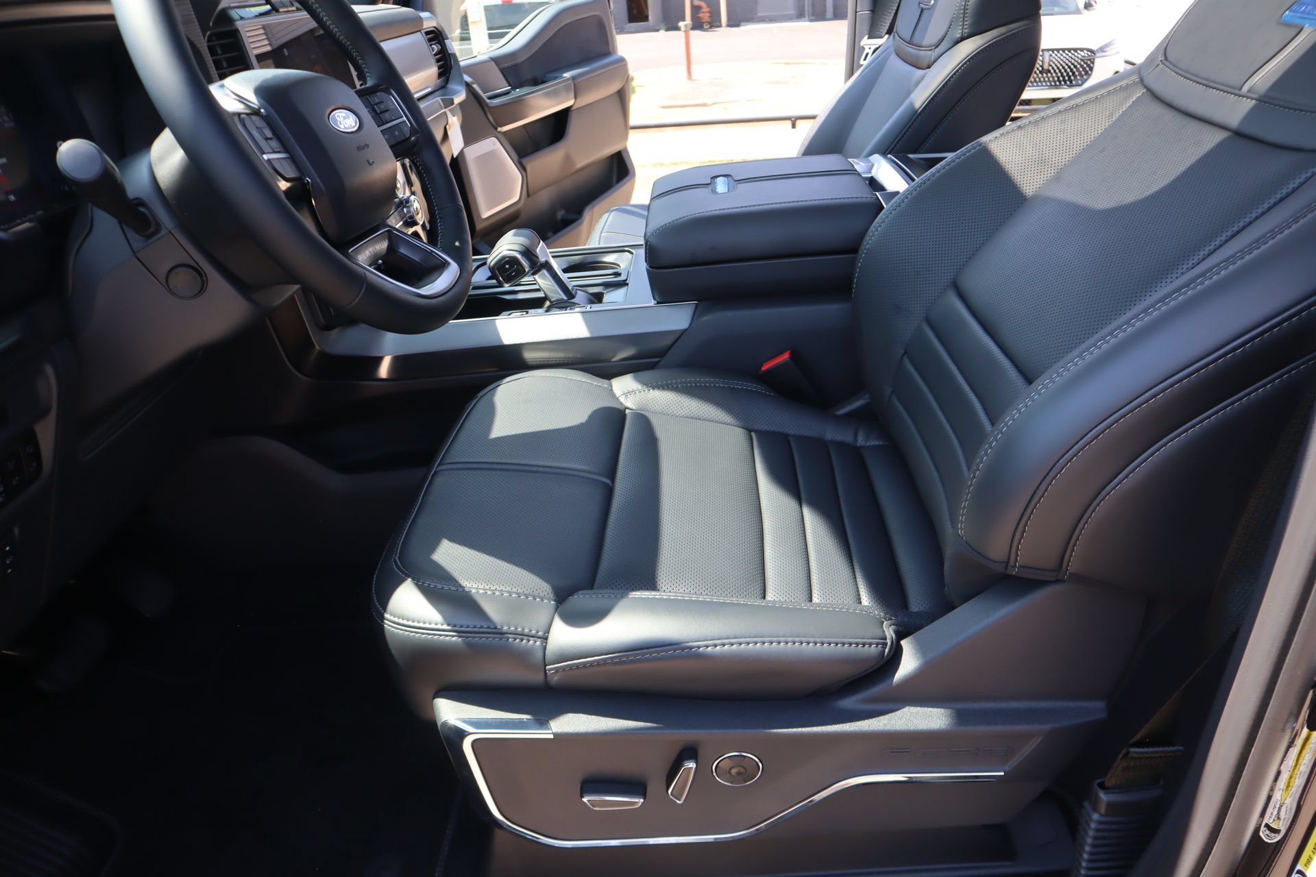 New 2026 Ford F150 Platinum w/ Equipment Group 702A High AWD/4WD image 13