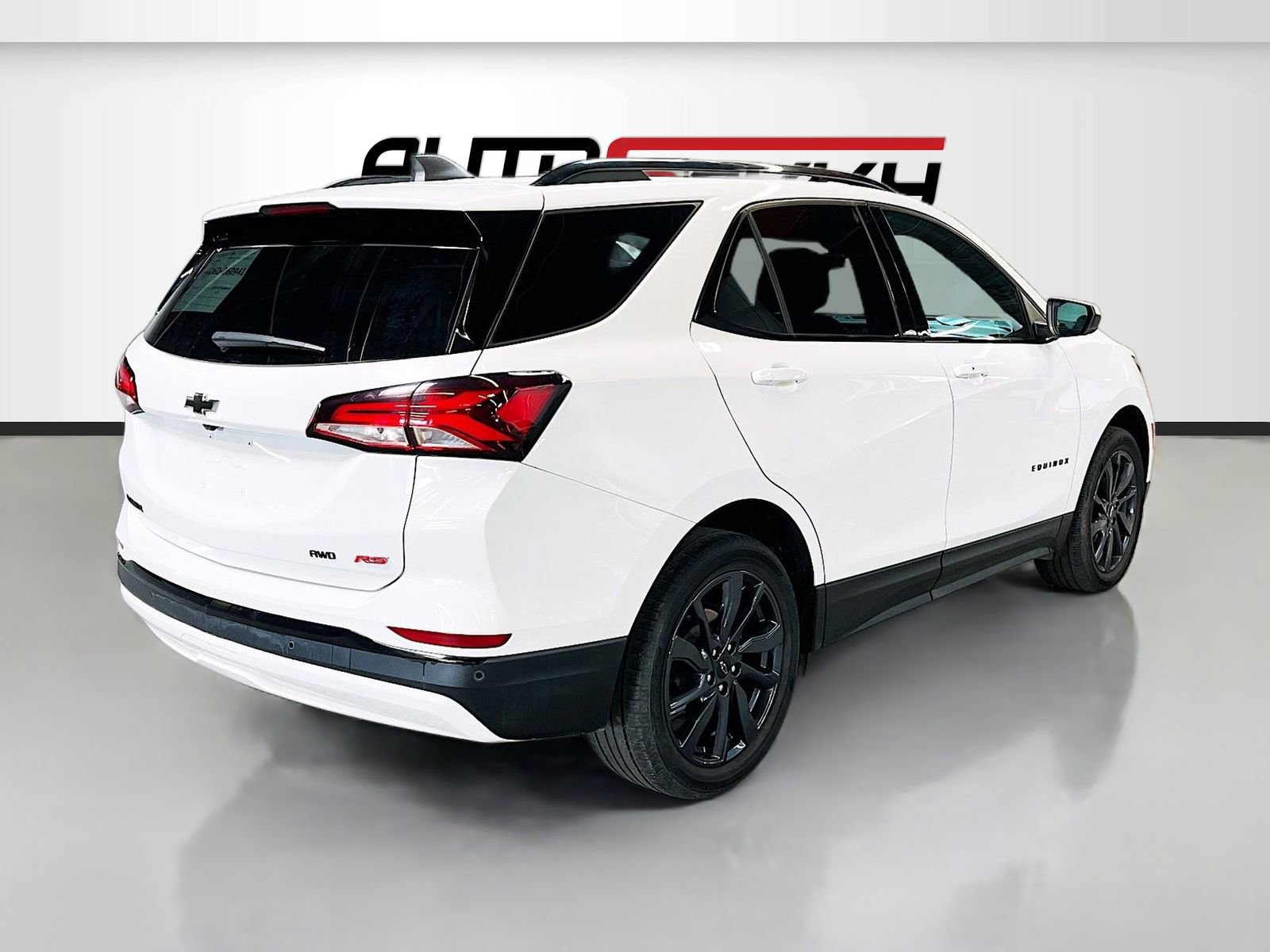 Used 2024 Chevrolet Equinox RS image 7