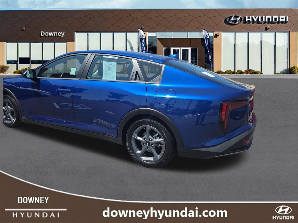 Used 2025 Kia K4 FWD image 3