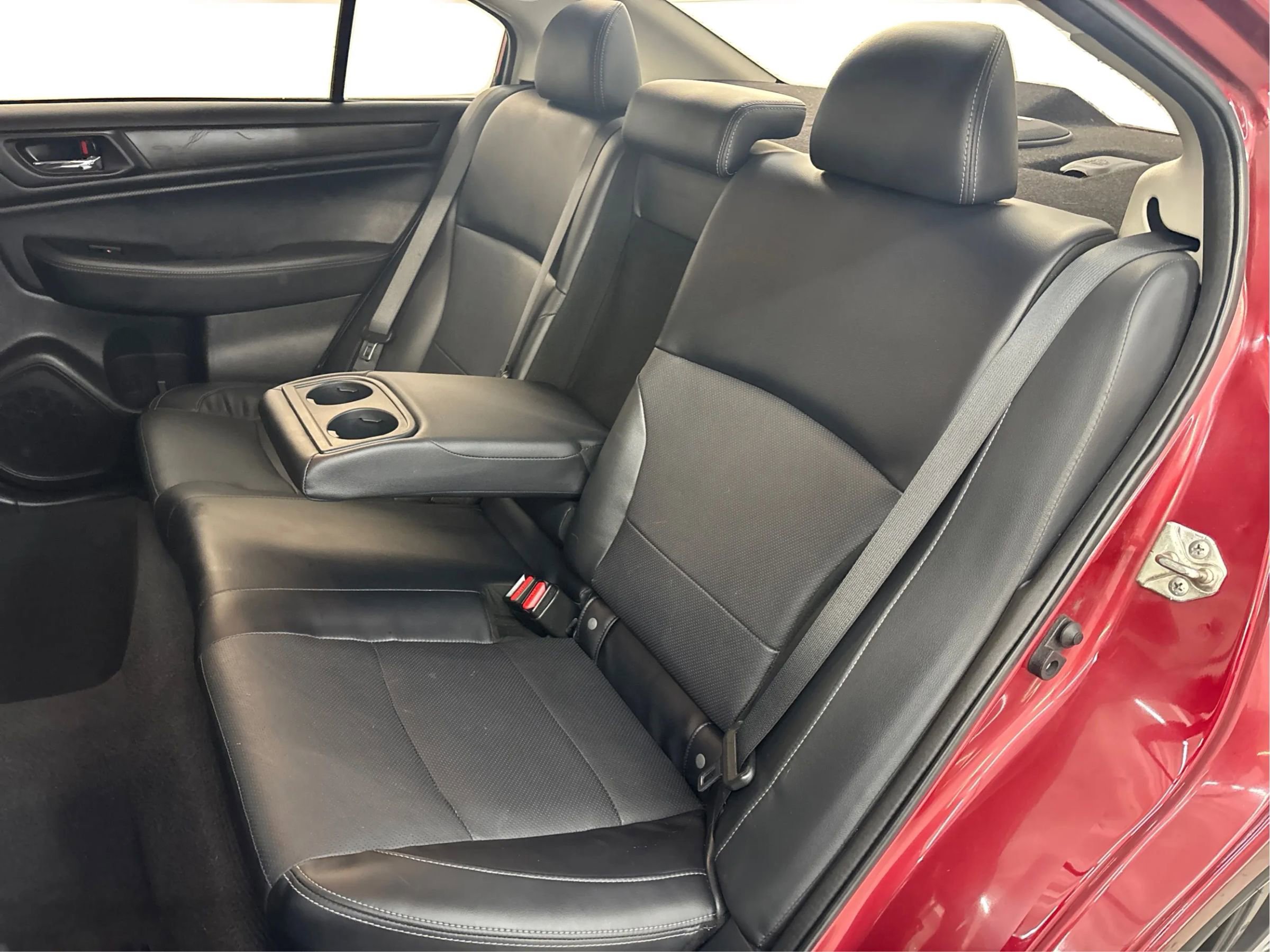 Used 2017 Subaru Legacy 3.6R Limited image 14