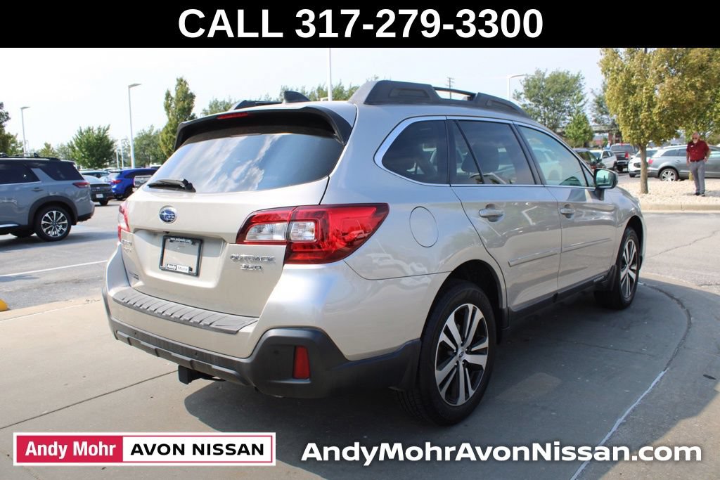 Used 2018 Subaru Outback 3.6R Limited AWD/4WD image 7