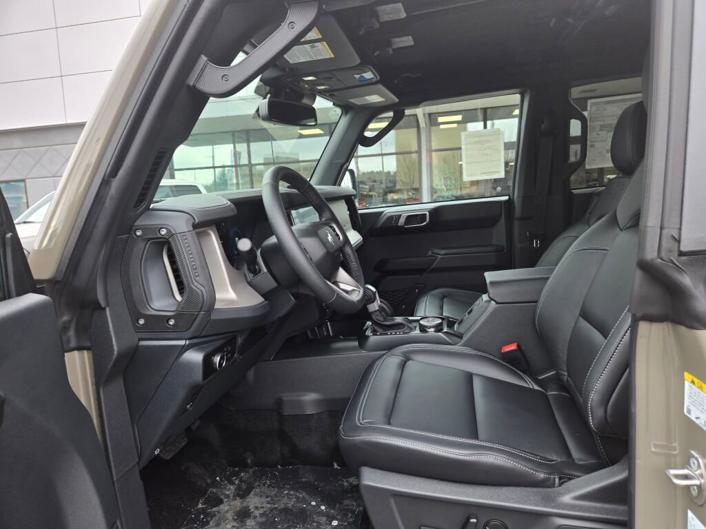 New 2026 Ford Bronco Outer Banks w/ Sasquatch Package AWD/4WD image 12