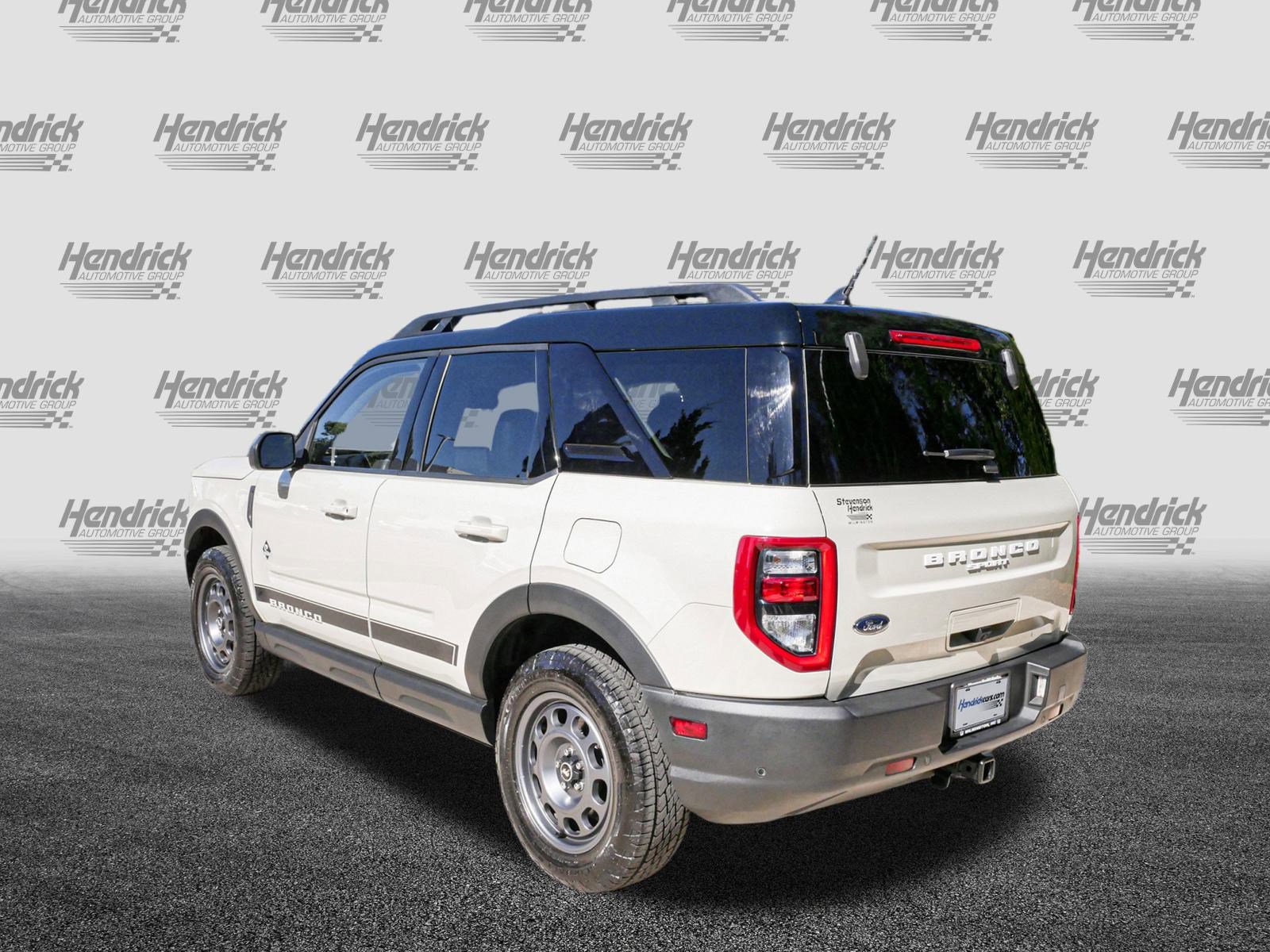 Used 2024 Ford Bronco Sport Outer Banks image 8