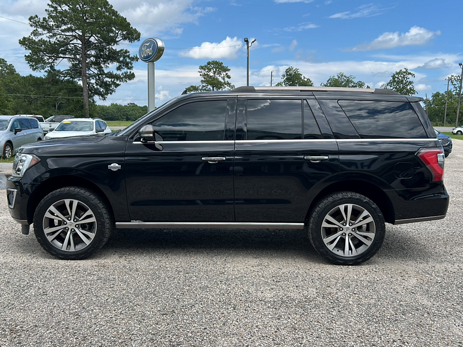 Used 2021 Ford Expedition King Ranch RWD image 3
