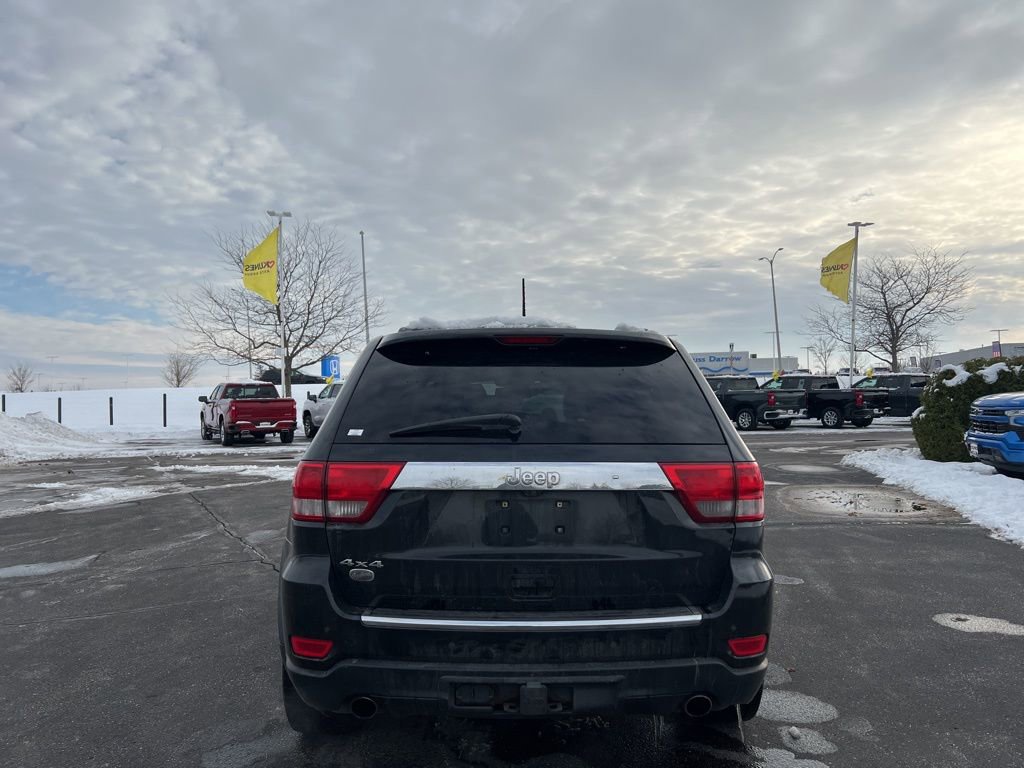 Used 2011 Jeep Grand Cherokee Overland image 4