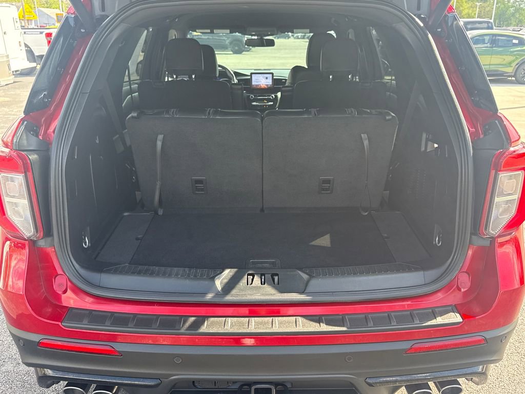 Used 2023 Ford Explorer ST AWD/4WD image 30