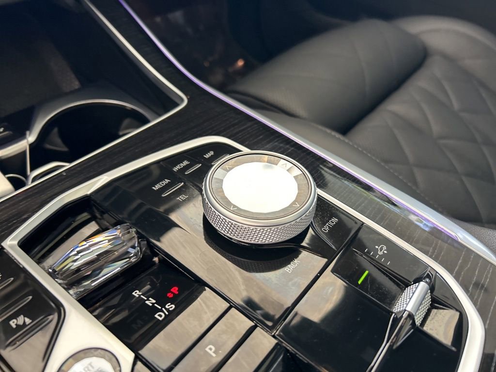 Used 2024 BMW X7 xDrive40i w/ M Sport Package image 62