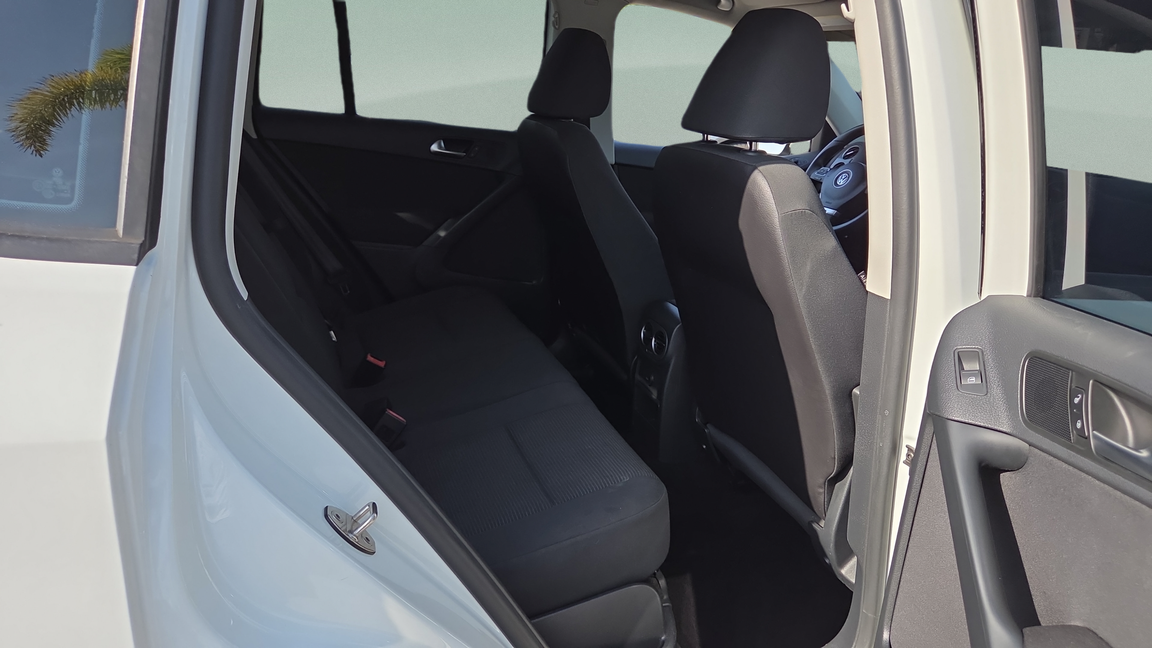 Used 2017 Volkswagen Tiguan S FWD image 15