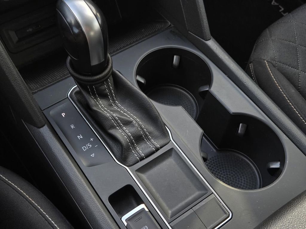 Used 2021 Volkswagen Atlas S image 12