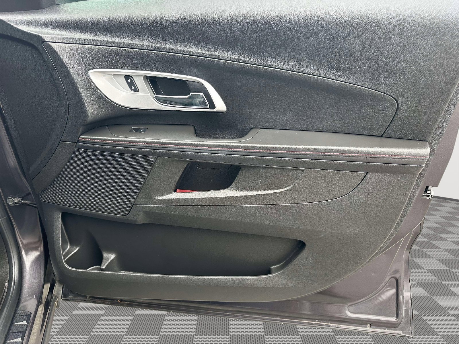 Used 2014 Chevrolet Equinox LT w/ Driver Convenience Package image 25