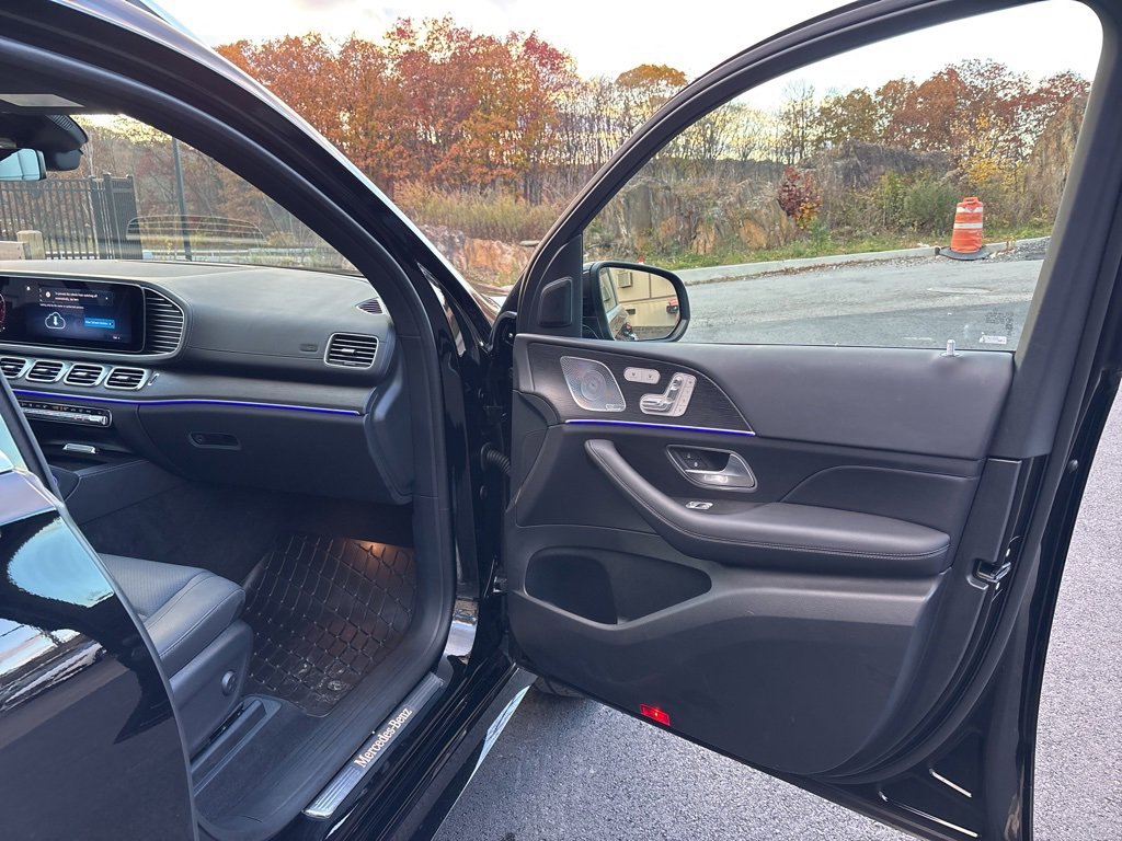Used 2025 Mercedes-Benz GLS 450 GLS 450 image 17