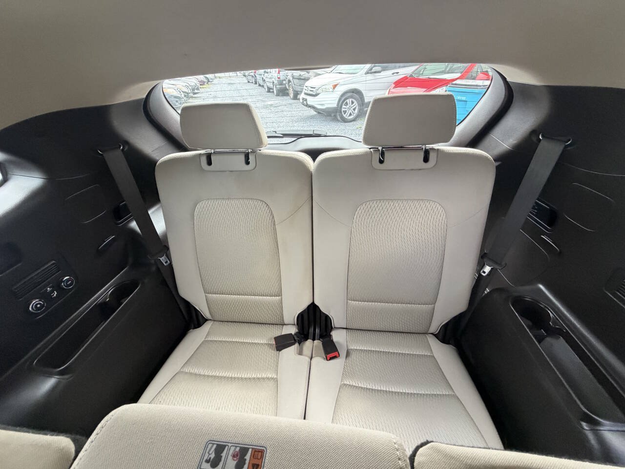 Used 2015 Hyundai Santa Fe GLS AWD/4WD image 12