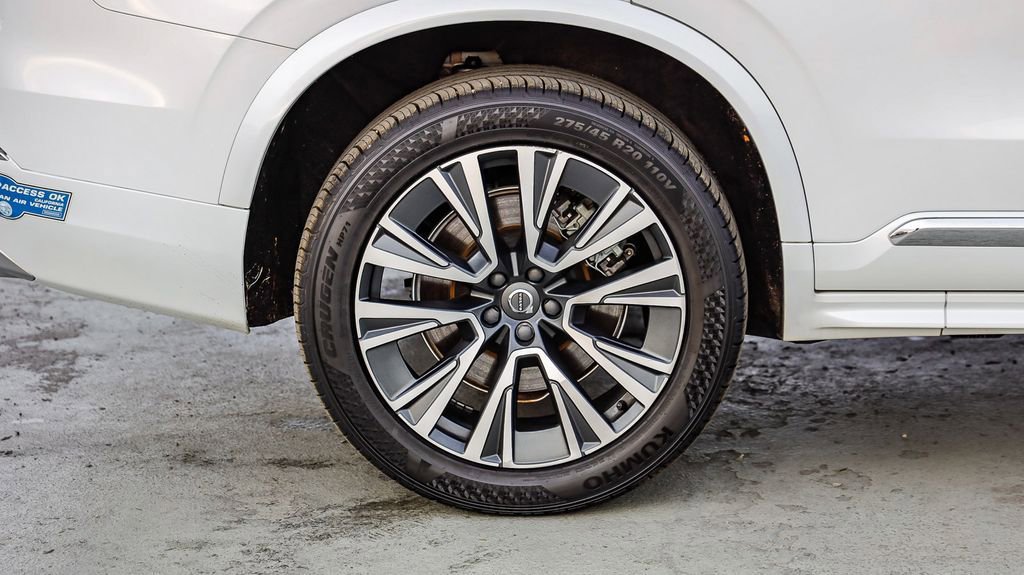 Used 2021 Volvo XC90 T8 Inscription Expression w/ Protection Package Premier image 12