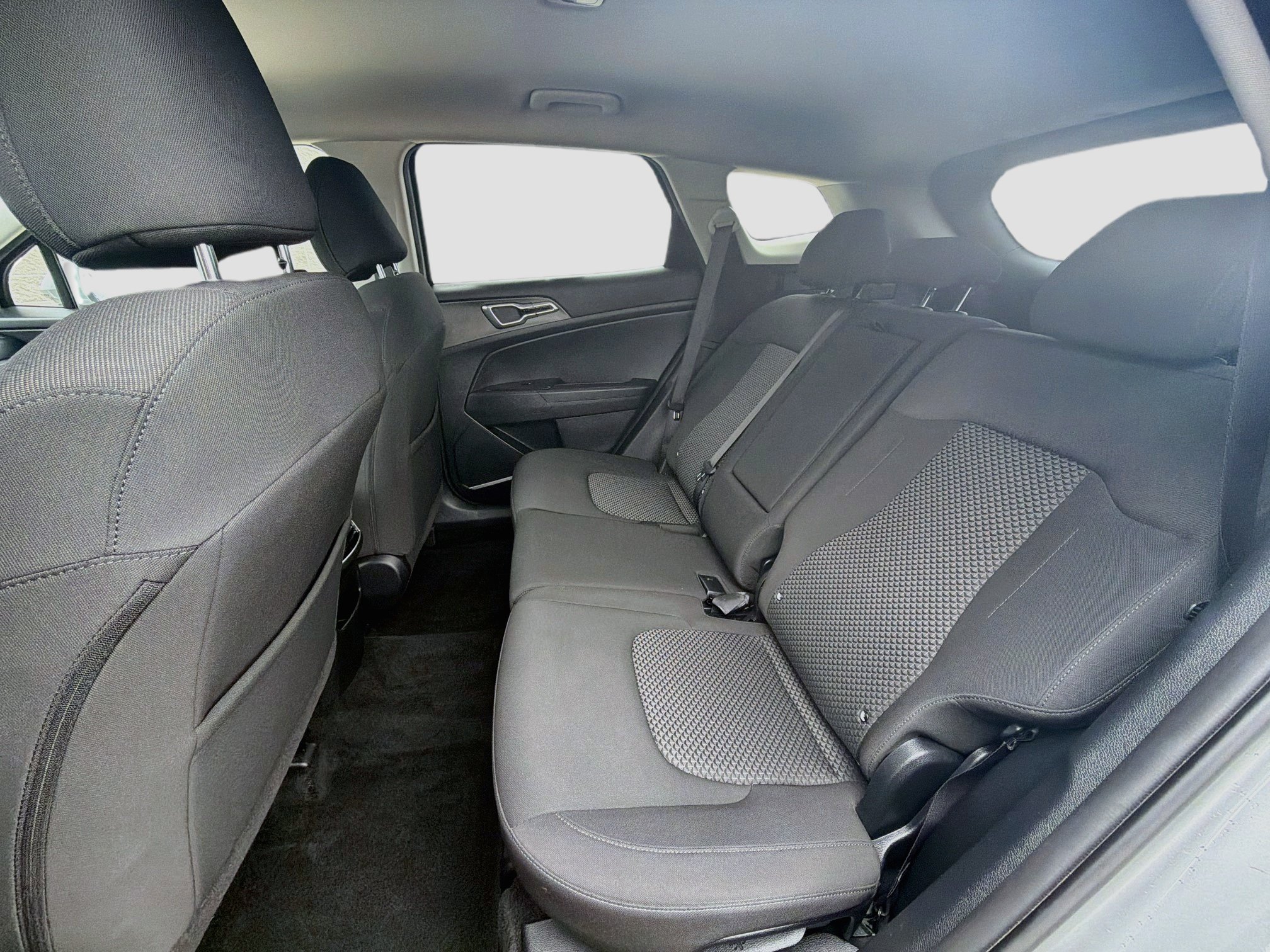 Used 2023 Kia Sportage LX AWD/4WD image 28