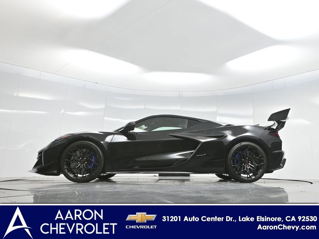 New 2026 Chevrolet Corvette ZR1 w/ ZR1 Carbon Fiber Aero Package image 56