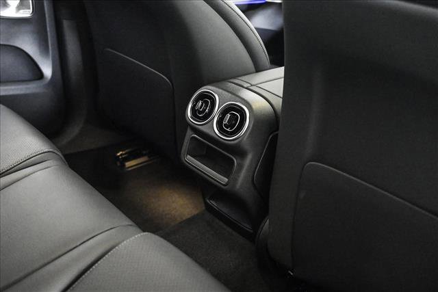 New 2026 Mercedes-Benz GLC 300 4MATIC image 19